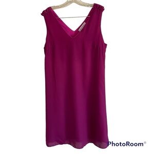 The Vanity Room V-Neck Sleeveless Shift Dress Pink Medium NWOT